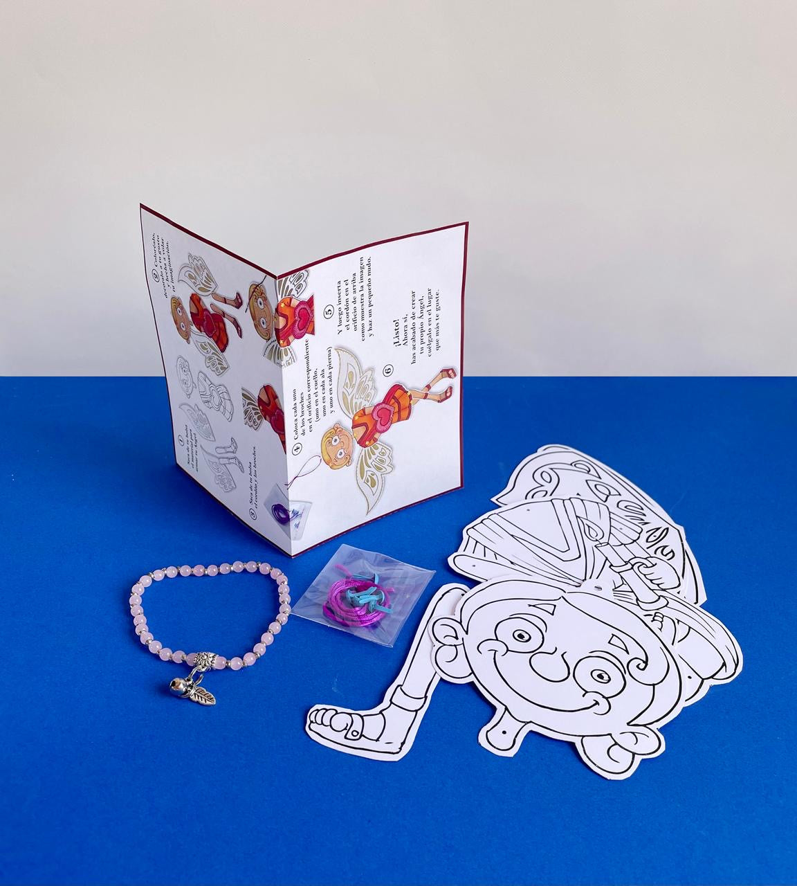 Kit para armar y colorear tu propio ángel
